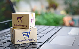 Cajas diminutas en un portátil